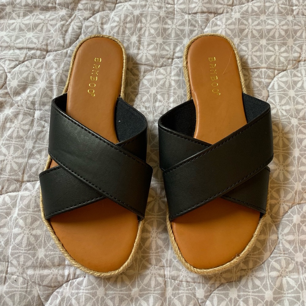 Sandals - Picture 2 of 3